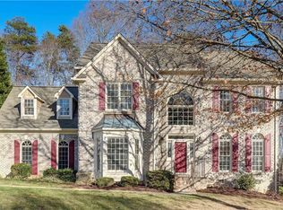 4206 Shoal Creek Dr, Greensboro, NC 27410