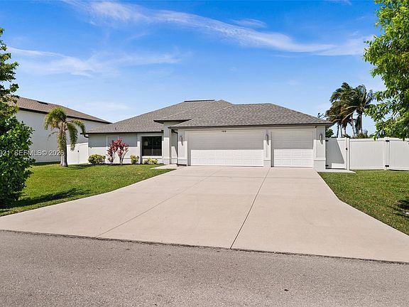 4th image of 1808 SW 8th Pl