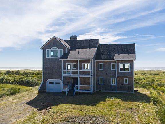 3rd image of 126 Dunes Lane