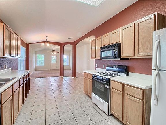 3rd image of 108 Brooke St