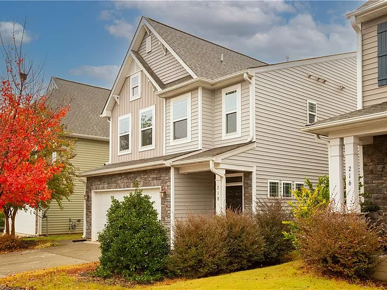 218 Crane Creek Way — Photo 3