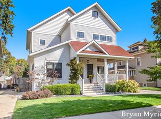 47 E 14th St, Holland, MI
