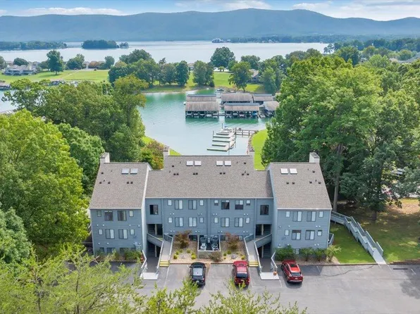 290 Sailors Cove Dr #410, Moneta, VA 24121