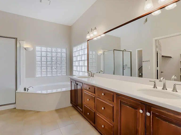 6126 E Kelton Ln — Photo 15