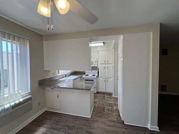 4th image of 607 E Providencia Ave #J
