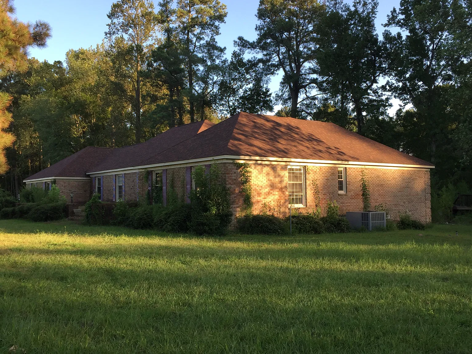 1075 State Highway 118 — Photo 2