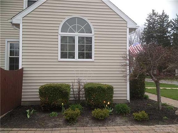 2nd image of 79 Norwood Dr