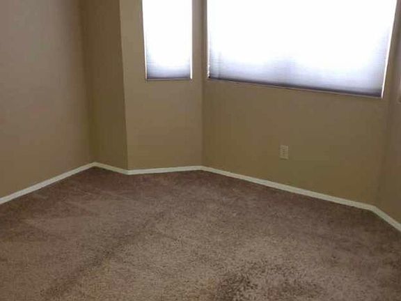 3rd image of 1151 N Chamberlain Pl