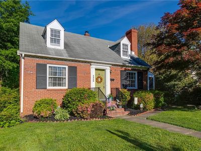 3926 Brook Rd, Richmond, VA, 23227