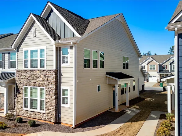 12 Gaskins Trl, Travelers Rest, SC 29690