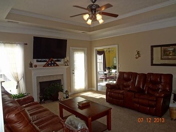 4th image of 1109 Remuda Cir