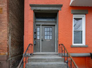 229 2nd St #1, Troy, NY 12180