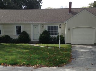 4 Wedgewood Dr, Cumberland, RI 02864