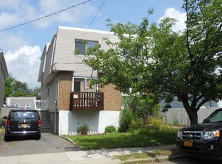 33 Hett Ave, Staten Island, NY 10306