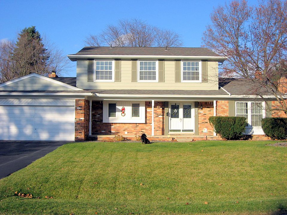 2972 Walmsley Cir.