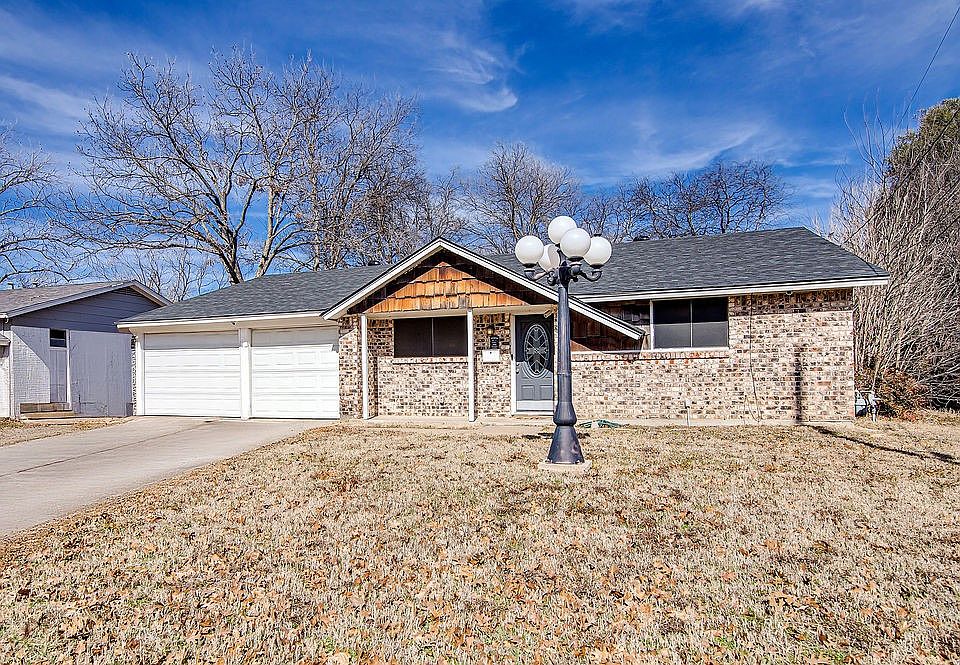 1st image of 304 Sundown Ct