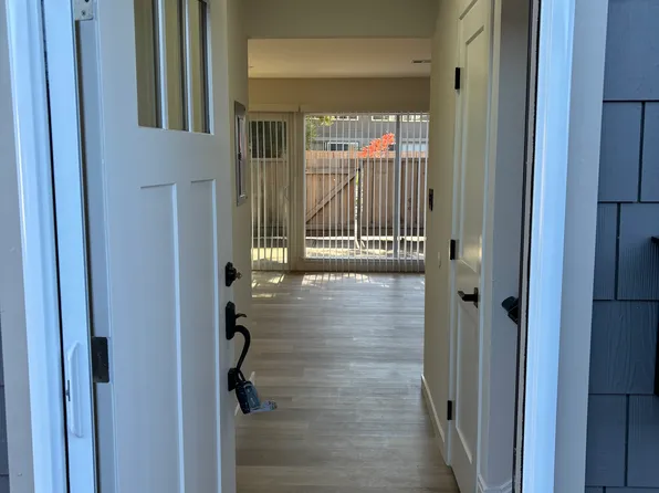 100 Oak Rim Way APT 18, Los Gatos, CA 95032