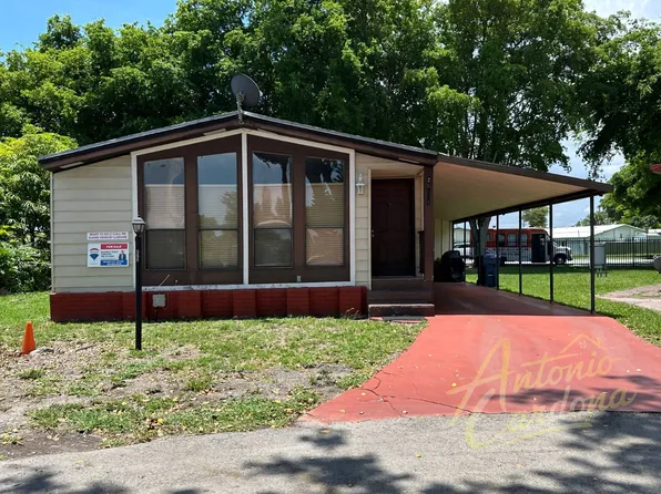 20001 NW 54th Pl Lot 225, Opa Locka, FL 33055