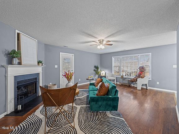2nd image of 207 Attmore Drive
