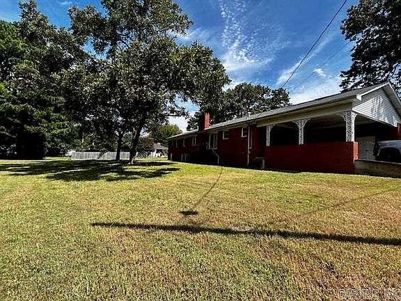 2nd image of 380 22nd St