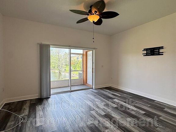 3rd image of 4054 Winding Vine Dr