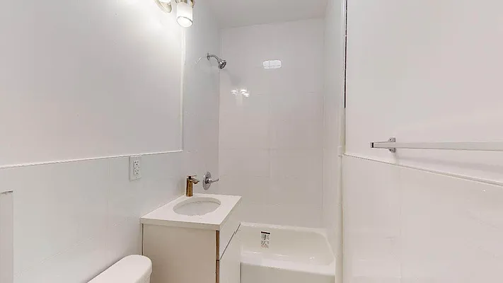 Rented by Bond New York | media 15