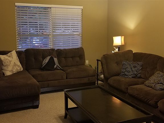 4th image of 611 N Brown Beaver Ct