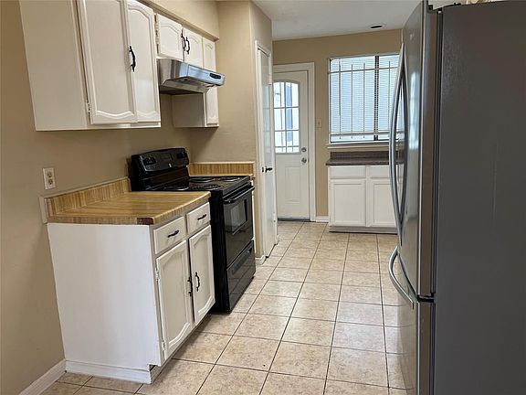 3rd image of 12106 McKamy Dr