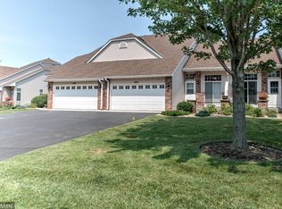 592 Spruce Dr, Hudson, WI 54016