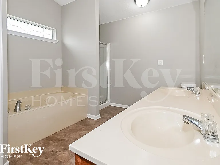 9181 Triple Crown Loop E — Photo 11