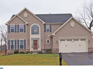 745 Elphin Rd, Avondale, PA 19311