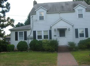 55 Benjamin St, Manville, NJ 08835