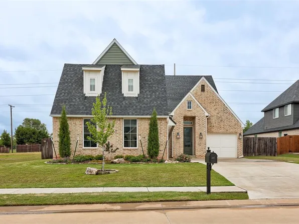 1401 Paseo Bridge Ct, Edmond, OK 73034