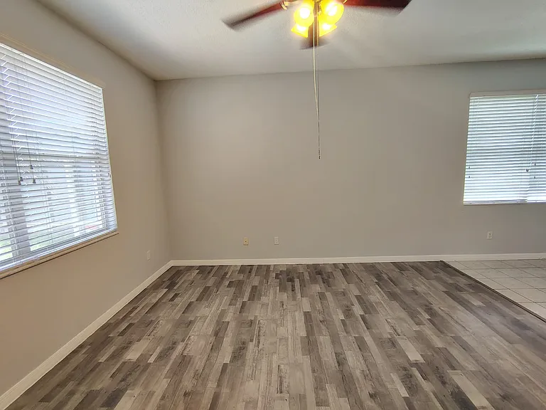 2605 Southpointe Ct — Photo 7