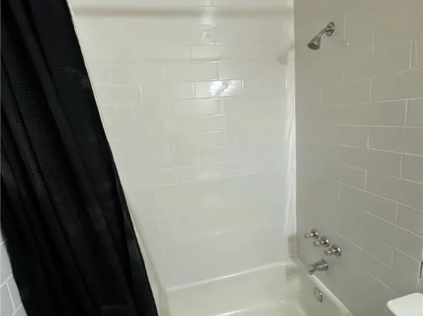 3332 New South Province Blvd APT 3, Fort Myers, FL 33907