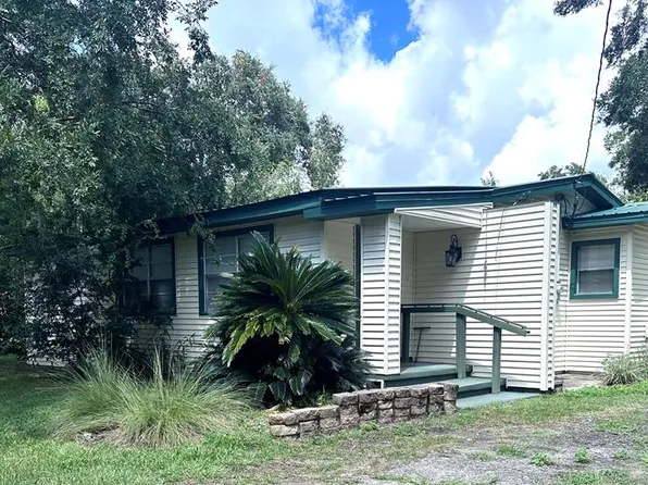 1318 NW 17th Ave, Chiefland, FL 32626