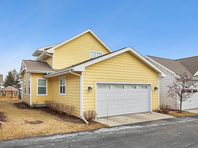 9924 Peach Leaf Ln — Photo 40