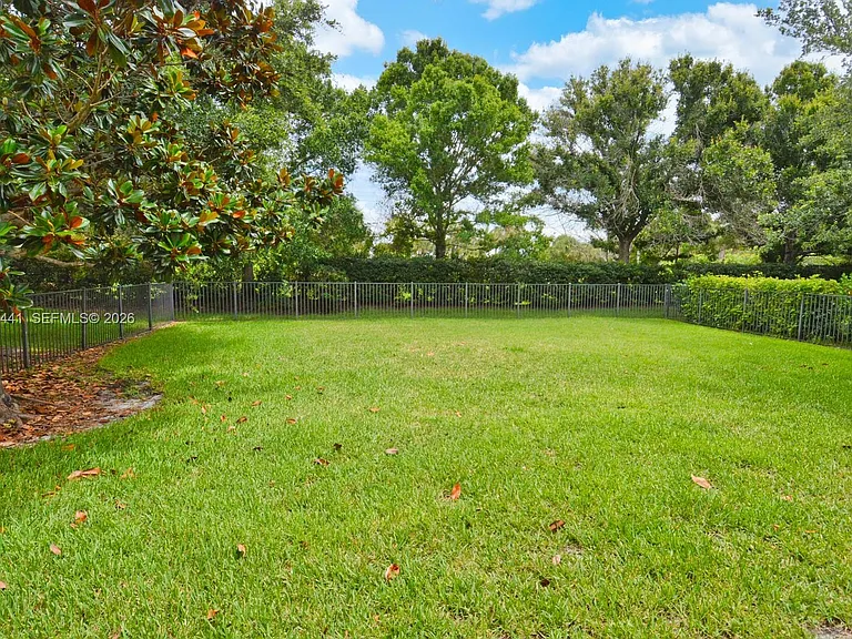 4648 56th Ln — Photo 44