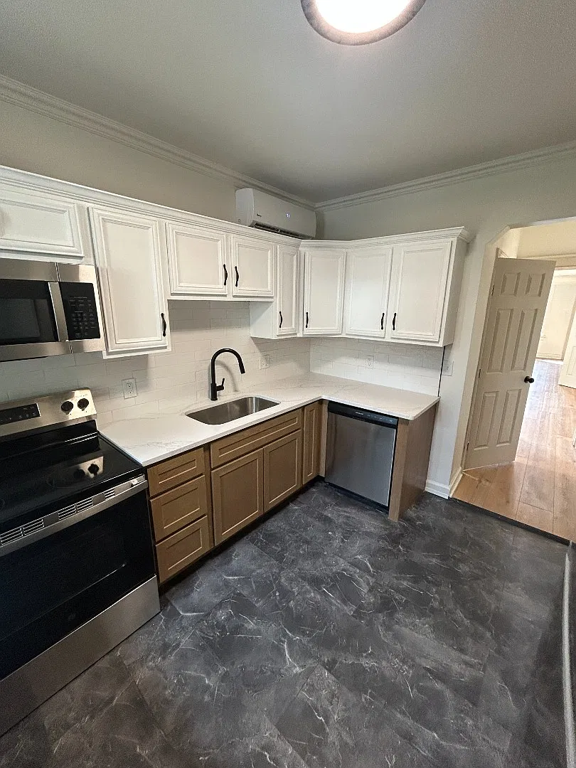 3951 Schiller Pl — Photo 1