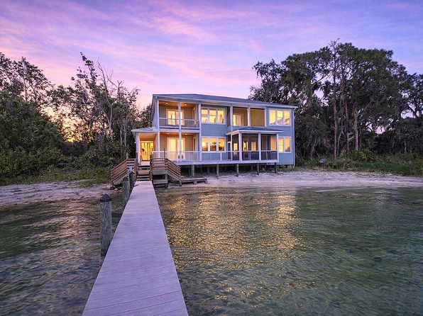 424 Lake Mirror Dr #4