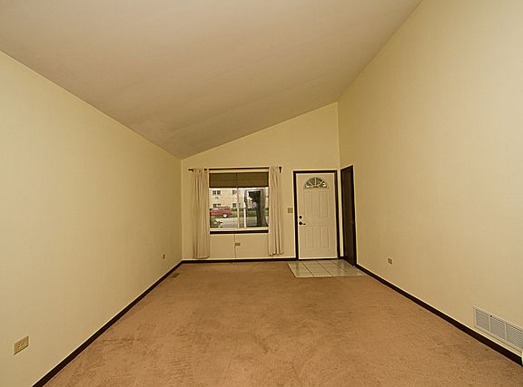2nd image of 633 McKinley Ave