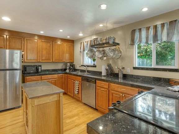 2nd image of 6126 119th St SW