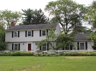 86 Clairhaven Rd, Hudson, OH 44236