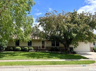 710 Pierce St, Morton, IL 61550