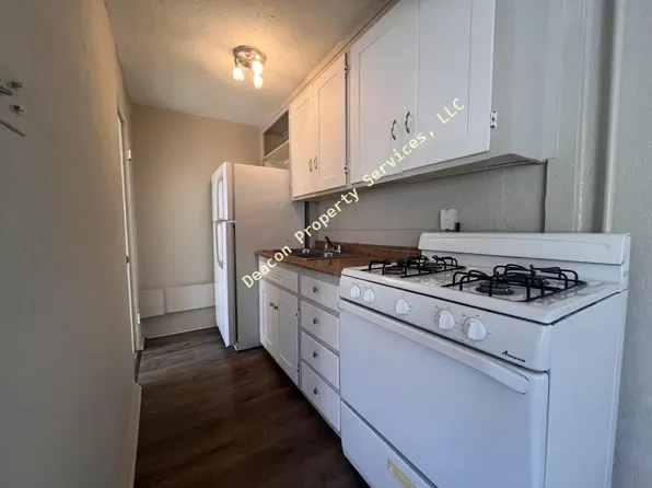 1211 Copper Ave NE - Studio Near UNM w/ All Utilities Included!, 1211 Copper Ave NE APT 7, Albuquerque, NM 87106