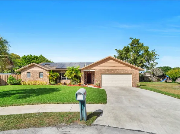 1191 NW 77th Ave, Plantation, FL 33322