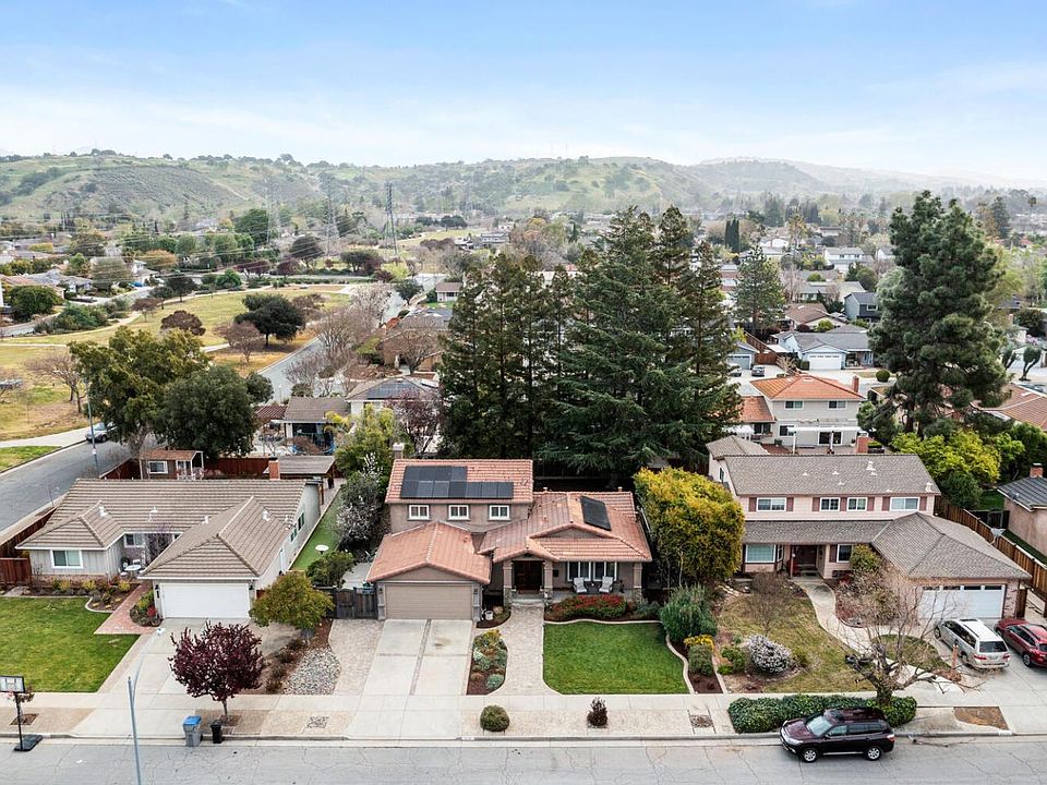 1st image of 6018 Ostenberg Dr