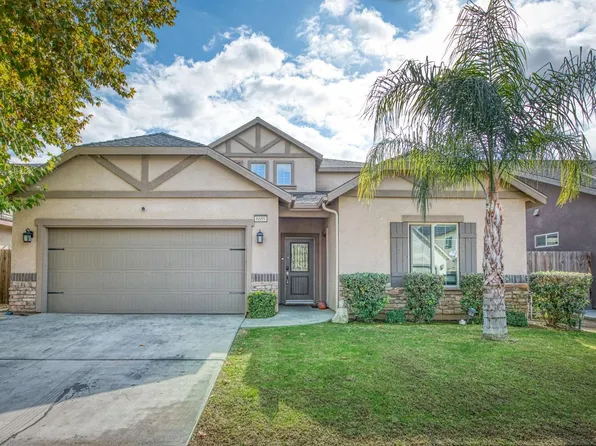 6689 W Lucas Dr, Fresno, CA 93722