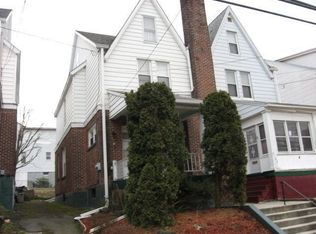 2105 W Norwegian St, Pottsville, PA 17901