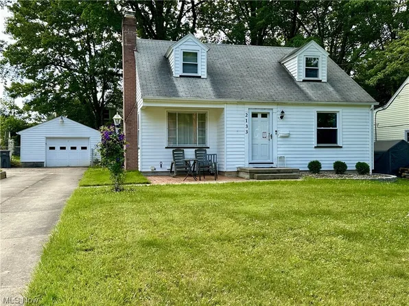2133 Coleman Dr, Youngstown, OH 44511